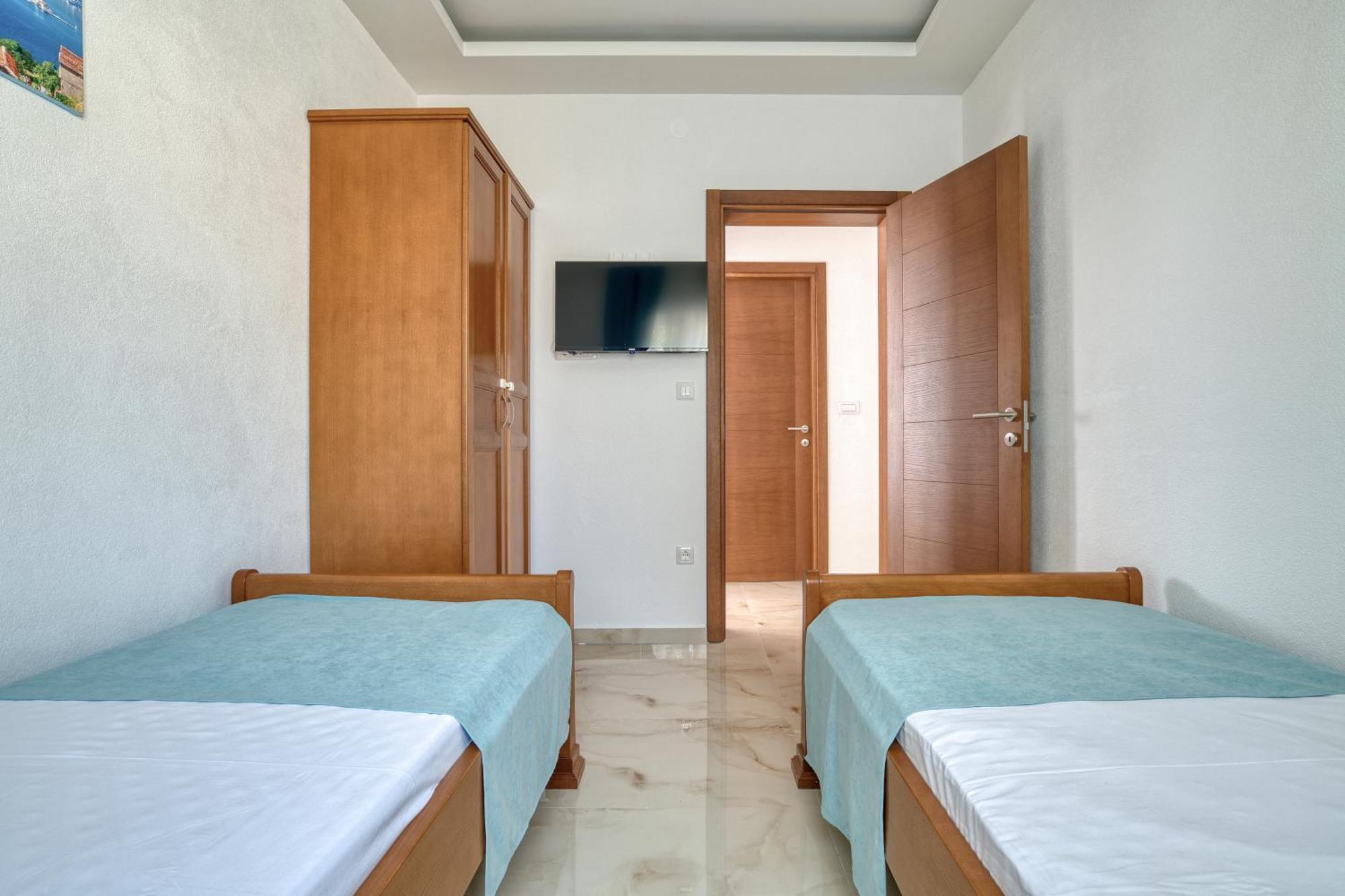 Apartments Ljubica Херцег-Новий Екстер'єр фото