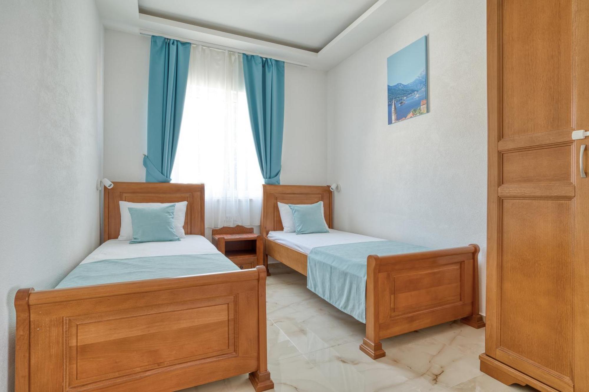 Apartments Ljubica Херцег-Новий Екстер'єр фото